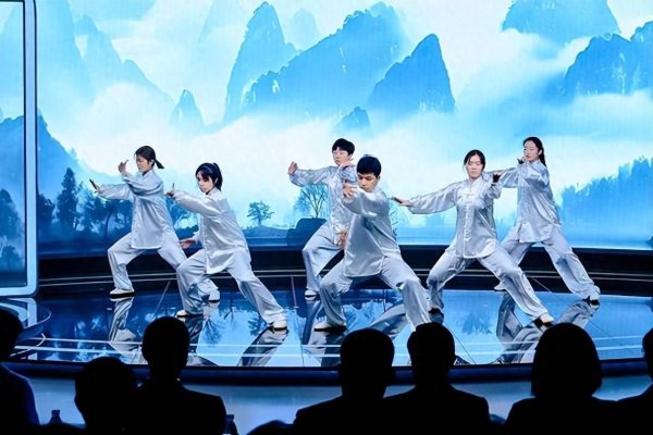 掌互通 生命至上 健康优先，第十七届健康中国论坛在京举行